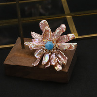 Broche bouton en perle naturelle 10-11mm, perle blanche, base dorée, style vintage, bijou de fête, cadeau de Saint-Valentin, réglable