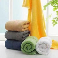 Serviette de Bain 100% Coton pour Voyage, Lot de 100g, 33x74cm, Douce, Absorbante, Séchage Rapide, pour Hôtel, Spa, Maison, Luxe, Vente en Gros