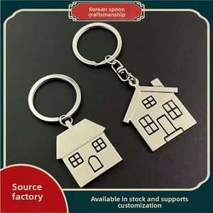 Llaveros con Forma de Casa al por Mayor, Llaveros Metálicos Personalizados con Logotipo, Llaveros con Forma de Casa para Inmobiliarias, Llaveros con Grabado Láser - Product Image 5