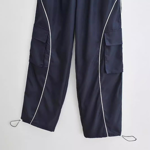 Pantalones de chándal anchos de cintura alta para mujer, estilo casual de trabajo, holgados, de nailon, con bolsillos cargo y elásticos. - Product Image 6