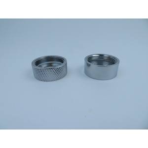 Adaptateur de robinet universel en plastique 720 avec aérateur et adaptateur interne moleté 22 à 24 pour purificateurs d'eau de salle de bain et de cuisine - Product Image 3