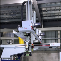 Robot linéaire servo AC à 5 axes Borunte pour machine de moulage par injection 160T-320T |   Robot télescopique à double bras pour la manipulation