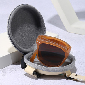 แว่นกันแดดแบบพับได้สำหรับผู้หญิง UV400 ขอบเต็มน้ำหนักเบาอินเทรนด์ฤดูร้อนปี 2022 สีเทาสีเขียวสีดำลายเสือดาวสีน้ำตาลพร้อมกล่อง - Product Image 1