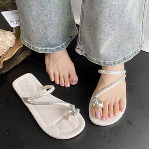 Sandales multifonctionnelles en cuir véritable style plage d'été pour femmes, confortables et durables - Product Image 4