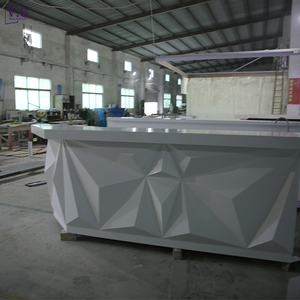 เคาน์เตอร์บาร์แช่เย็นแบบสั่งทำสีขาวรูปตัวแอลคุณภาพสูงจาก CorianS Solid Surface สำหรับร้านกาแฟทันสมัย บาร์ในบ้าน และคลับ - Product Image 3