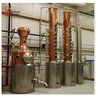 Alambic hybride en cuivre de 2000 L, équipement de distillation clé en main pour whisky, vodka, rhum et gin de qualité supérieure