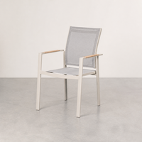 Chaise de salle à manger d'extérieur moderne en maille avec dossier en toile, structure en aluminium thermolaqué et accoudoir décoratif pour cuisine et cour