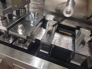 DPP80 Offre Spéciale automatique petite mini <span class=keywords><strong>machine</strong></span> à emballer de blister de <span class=keywords><strong>capsule</strong></span> de comprimé d'AL-plastique à haut rendement - Product Image 5