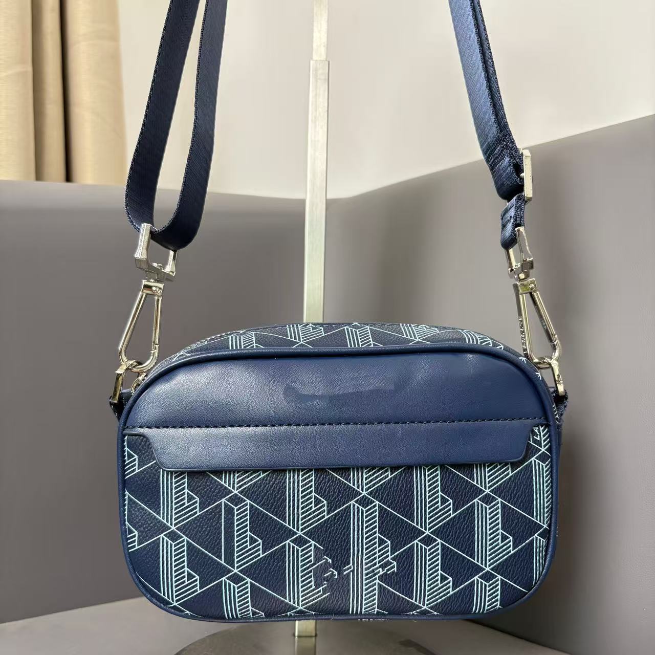 Camera bag blue
