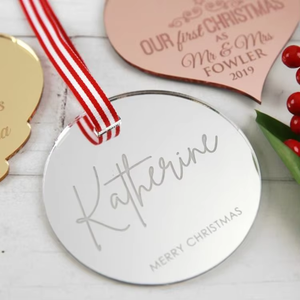 Pallina di Natale Personalizzabile in Acrilico con Logo e Nome, Finitura a Specchio Dorata, Opzioni di Colore Personalizzate, Alta Qualità, Creativa - Product Image 2
