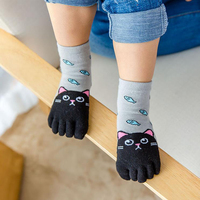 Belle bande dessinée enfants cinq doigts chaussettes mignon doux coton enfants chaussettes en vente
