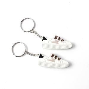 LLavero de plástico de PVC blando 2D con logotipo personalizado, regalo de Metal, llavero de goma de Anime, llavero de goma de silicona 3D, llavero de PVC de goma - Product Image 4