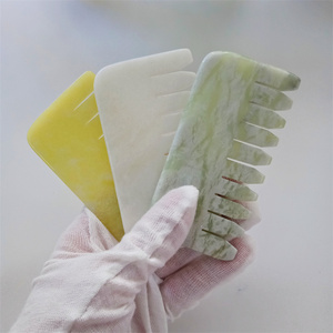 Naturale verde giada <span class=keywords><strong>terapia</strong></span> massaggio dei capelli pettine manico pietra Guasha pettine per capelli prodotti di sollievo e <span class=keywords><strong>terapia</strong></span> - Product Image 4