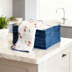 Paño de limpieza de algodón con diseño de cerezas, gramaje pesado 150GSM para uso en la cocina - Product Image 1