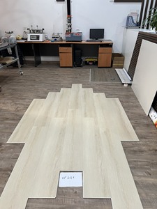 พื้นกระเบื้องไวนิลพื้นผลิตภัณฑ์พลาสติกพื้น SPC - Product Image 3