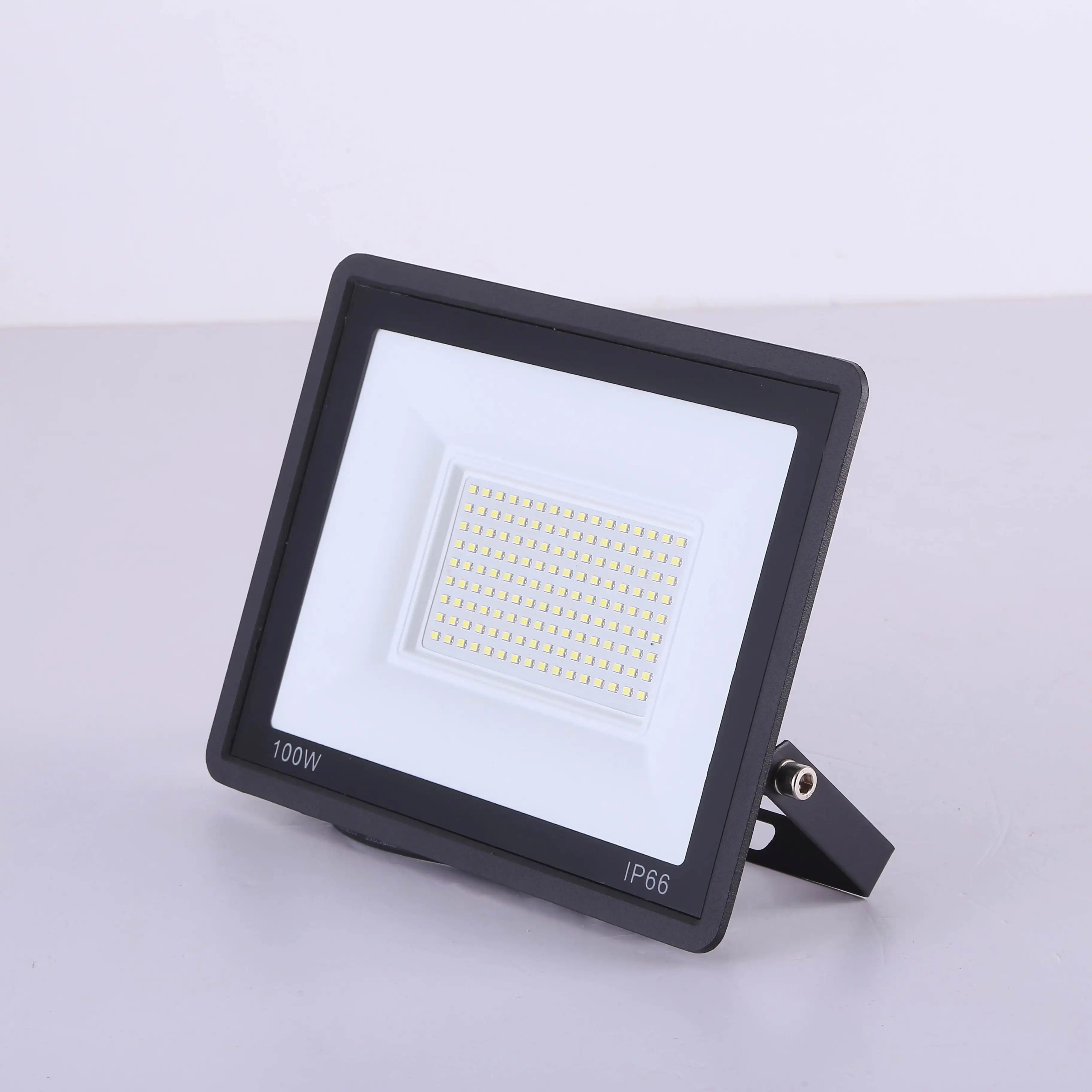 Holofote RGB impermeável para uso externo de alta qualidade com controle remoto