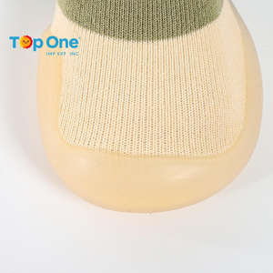 TopOne, Calcetines antideslizantes para bebés, zapatos infantiles a juego de varios colores, bonitos zapatos para niños, suela blanda, primeros andadores para niños pequeños - Product Image 3