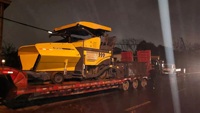 Nouvelle Mini-compacteuse d'asphalte sur chenilles RP453 pour travaux routiers, haute capacité 400t/h, faible coût d'entretien, pompe hydraulique MOOG