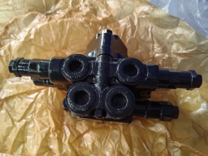 Original Kobelco <strong>Excavator</strong> <strong>Control</strong> Valve Assembly <strong>for</strong> SK115 / 135SR-1,130UR Optional Valve - Product Image 6