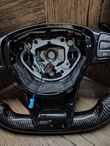 Volante Sportivo in Fibra di Carbonio e Pelle Personalizzato per Mercedes-Benz <span class=keywords><strong>AMG</strong></span> <span class=keywords><strong>GT</strong></span> 63 CLS CLA C300 E200 <span class=keywords><strong>AMG</strong></span> A45 <span class=keywords><strong>GT</strong></span> - Product Image 4