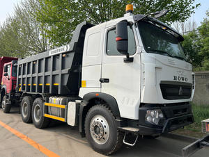 Camion benne <span class=keywords><strong>SINOTRUK</strong></span> HOWO <span class=keywords><strong>T7H</strong></span> 6X4 poids lourd avec <span class=keywords><strong>540</strong></span> chevaux et benne de 18 m³ à vendre - Product Image 6