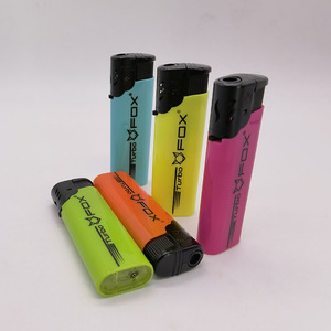 Briquet électronique rechargeable coupe-vent personnalisé <span class=keywords><strong>de</strong></span> la <span class=keywords><strong>marque</strong></span> Dongyi - Product Image 3