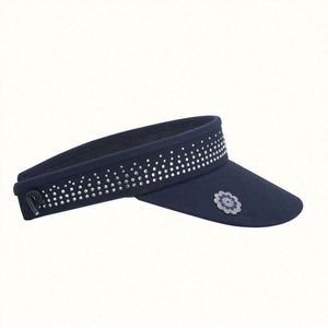 Visera Deportiva Personalizable para Mujer con Logotipo Serigrafiado, Adorno de Diamantes de Imitación, Insignia Metálica y Diseño de Resorte en Espiral - Product Image 4