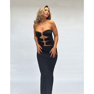 Robe moulante bustier MIDI noire avec anneaux dorés fait main - Product Image 4