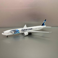 Bonnes affaires Nouveau produit Modèle d'avion B777 EgyptAir avec support d'exposition 16 cm et 20 cm Modèle de collection en métal