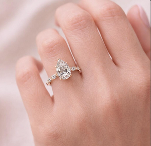 แหวนเพชรทรงลูกแพร์เพาะเลี้ยงในห้องปฏิบัติการ ประดับด้วยวงแหวนรูปทรงมาร์คีส์แบบซ่อน วงแหวนสีโรสโกลด์ ชุบทองคำ 14K - Product Image 5