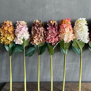 DC202 Hortensias Artificiales de Tallo Largo en Oferta, Flores Artificiales de Seda Multicolores Vintage para Decoración de Bodas al por Mayor - Product Image 5