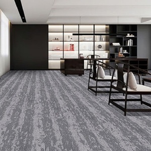 Dalles de moquette PET résistantes aux taches, à poils bouclés, motif puzzle, poils moyens, modernes, antidérapantes, usage commercial - Product Image 1