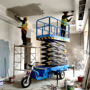 Plateforme élévatrice à ciseaux montée sur <span class=keywords><strong>tricycle</strong></span> électrique, directement de l'usine, travail en hauteur, hydraulique, trois roues, plateforme élévatrice de marchandises - Product Image 1