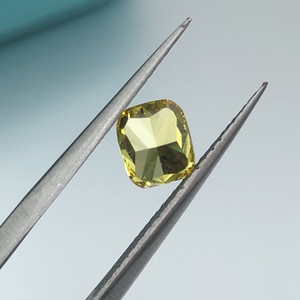 メッシ ジュエリー ラボで作られたダイヤモンド ファンシービビッドイエロー クッションカット HPHT CVD ラボグロウンダイヤモンド イエロー - Product Image 5