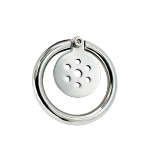 แหวนรัดอวัยวะเพศชายแบบเดี่ยว FRRK-127 พร้อมสายสวนขนาดสั้น กรงรักษาพรหมจรรย์ BDSM  ล็อคอวัยวะเพศชาย แข็งแรงและสะดวกสบาย ของเล่นทางเพศสำหรับผู้ชาย - Product Image 2