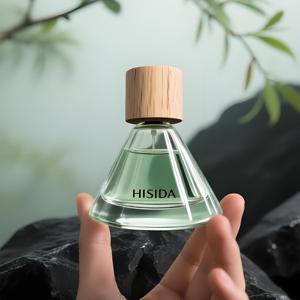 Conception personnalisée de 50ml de pagode conique inversée pressant le flacon pulvérisateur nouveau flacon de parfum vide en verre avec couvercle en bois - Product Image 4