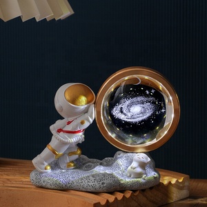 Lámpara de bola de cristal luminosa con luz nocturna de astronauta con Base de lámpara de resina 3D grabado Sistema Solar planeta <span class=keywords><strong>Luna</strong></span> LED esfera brillante - Product Image 5