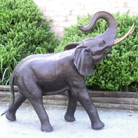 Fontaine d'eau antique en forme d'éléphant, grande taille, décoration carrée antique d'extérieur