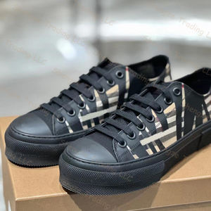 Zapatos Deportivos de Lona de Diseño de Lujo de Alta Calidad 2026 para Hombre y Mujer, Zapatillas de Moda de Verano en Caja Original - Product Image 1