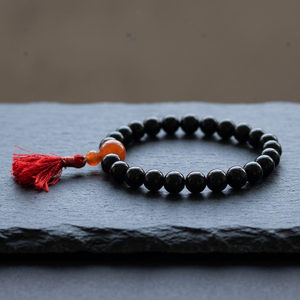 Bracelet en agate noire avec pompon rouge, bijoux de prière bouddhiste, cadeau classique, style unisexe - Product Image 3