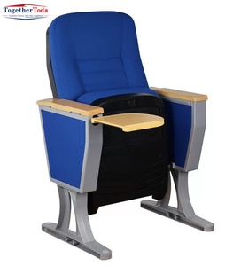 Siège d'auditorium autoportant pliable en tissu durable, chaise d'église/école en bois avec tablette d'écriture intégrée - Product Image 2