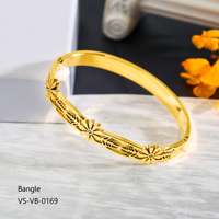 Bracelet en acier inoxydable à quatre feuilles, plaqué or 18 carats, écologique, tendance, avec fleurs dorées, pour femmes, vente en gros