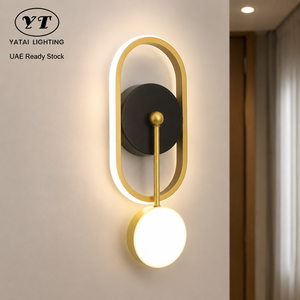 Applique murale LED moderne en acrylique 19W CCT sélectionnable, cadre métallique, décorative pour intérieur, chambre, salon, couloir - Product Image 1