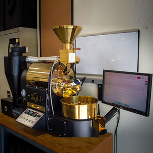 Torréfacteur de café commercial automatique avec écran tactile, pour usage domestique et professionnel, disponible en versions 1kg, 2kg (électrique d'occasion) et 3kg (échantillon à vendre) - Product Image 1