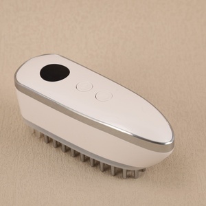 Peigne de massage du cuir chevelu à micro-courant et lumière rouge, applicateur électrique de liquide conducteur pour médicaments capillaires, instrument de soin des cheveux - Product Image 5