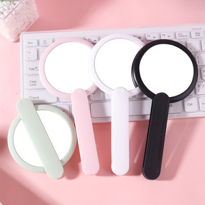Logotipo personalizado portátil redondo maquillaje espejo de mano Rosa negro blanco verde plegable cosmético con mango bolsillo 1X <span class=keywords><strong>2X</strong></span> espejo para viajes - Product Image 1