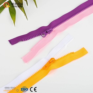 <span class=keywords><strong>Acheter</strong></span> en vrac <span class=keywords><strong>fermeture</strong></span> <span class=keywords><strong>éclair</strong></span> 5 # résine couleur correspondant lumineux petit motif <span class=keywords><strong>de</strong></span> combinaison fraîche résine plastique <span class=keywords><strong>fermeture</strong></span> <span class=keywords><strong>éclair</strong></span> pour doudoune - Product Image 5