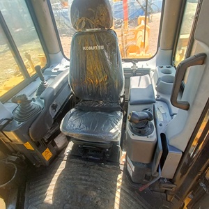 รถดันดินตีนตะขาบ Komatsu D155 มือสองจากญี่ปุ่น เครื่องยนต์ SAA6D140E รถดันดินขนาดใหญ่ 38.7 ตัน สำหรับงานก่อสร้างปรับระดับพื้นดิน - Product Image 4