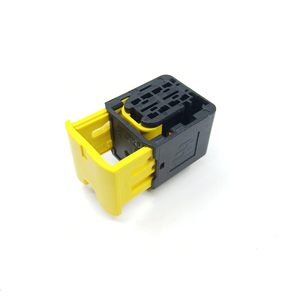 Carcasa de Conector Automotriz Sellada IP67 1-1564542-1, Carcasa de Conector Eléctrico a Prueba de Agua para Arnés de Cables Automotrices - Product Image 1
