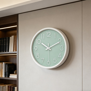 Horloge murale ronde en quartz vert menthe fraîche de 12 pouces, couleur pastel, cadran 3D, lecture claire, mouvement silencieux, pour cuisine et salle à manger - Product Image 2